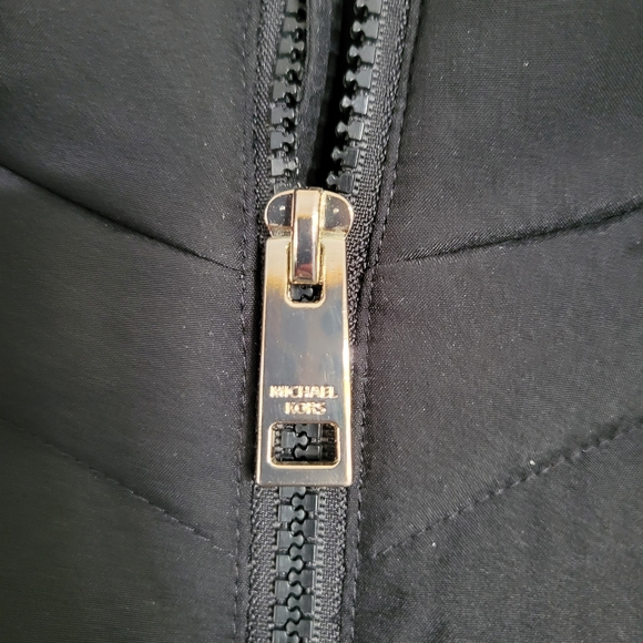 Michael Kors Black Puffer Coat with Faux Fur Hood XL - Picture 6 of 12